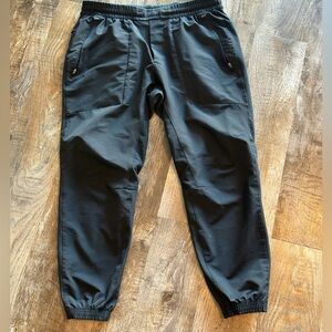 Lululemon License To Train Pant | Joggers L 27” Black